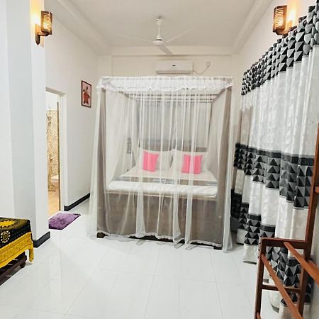 Jilan Homestay Bentota Luaran gambar